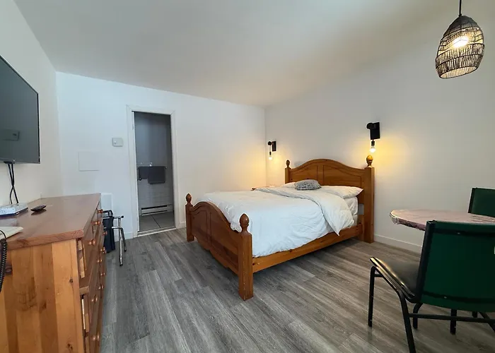 Hotel Motel La Marquise